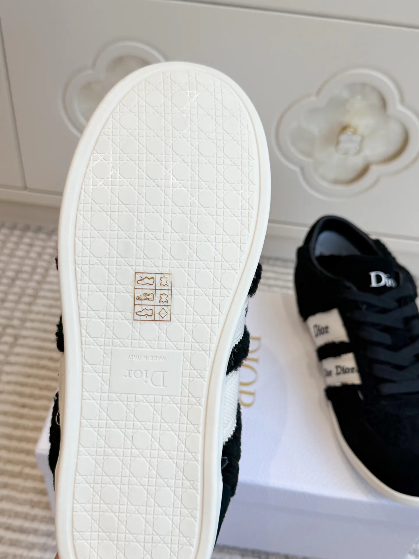 Кроссовки Женские Christian Dior 18731640