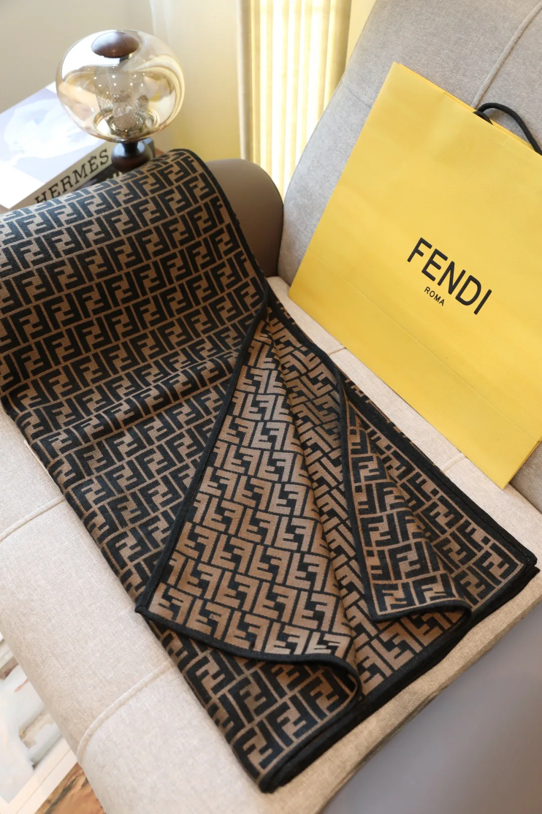 Шарфы Fendi 597354
