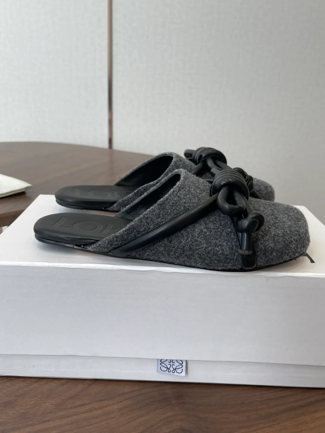 Шлепанцы Женские Loewe 11427974