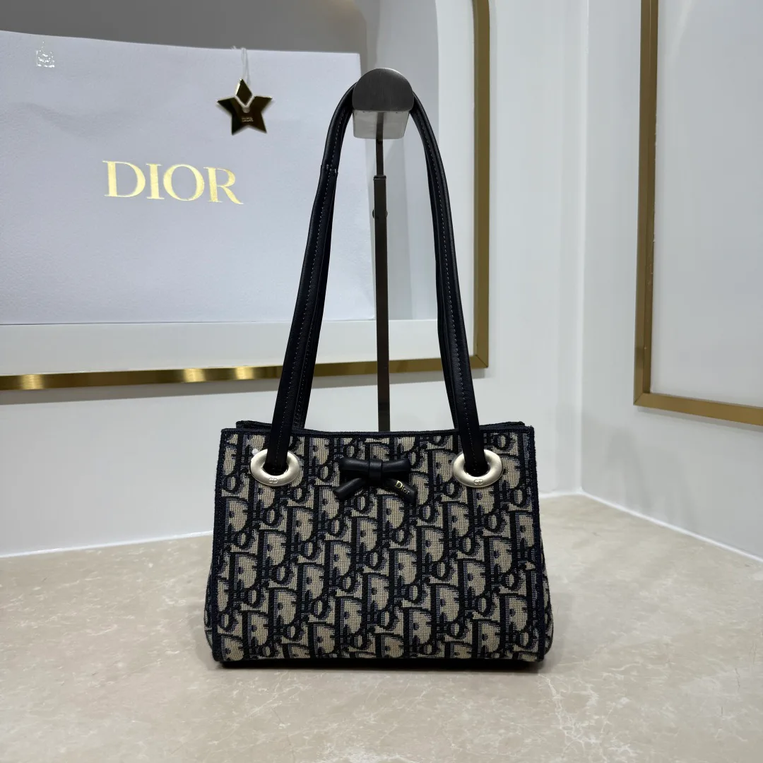 Классические Сумки Женские Christian Dior 18116347