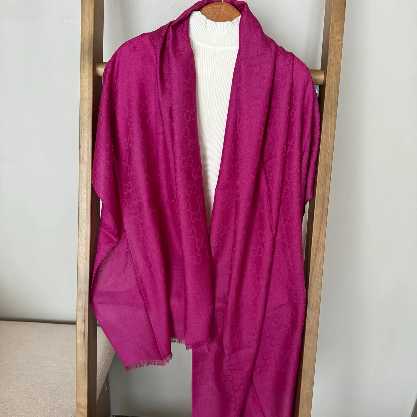 Шарфы Gucci 3028060