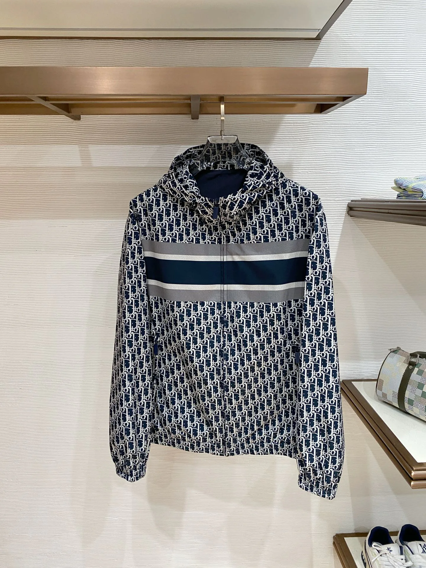 Куртки И Пуховики Мужские Christian Dior 10271851