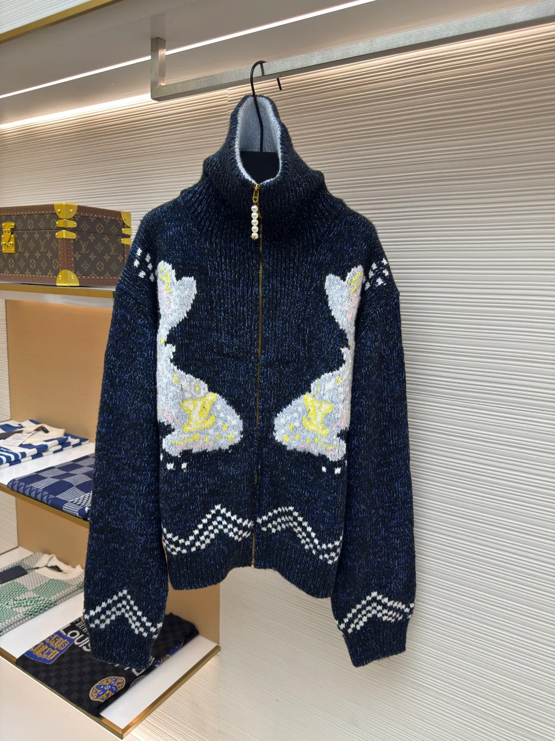 Куртки И Пуховики Мужские Louis Vuitton 11245770