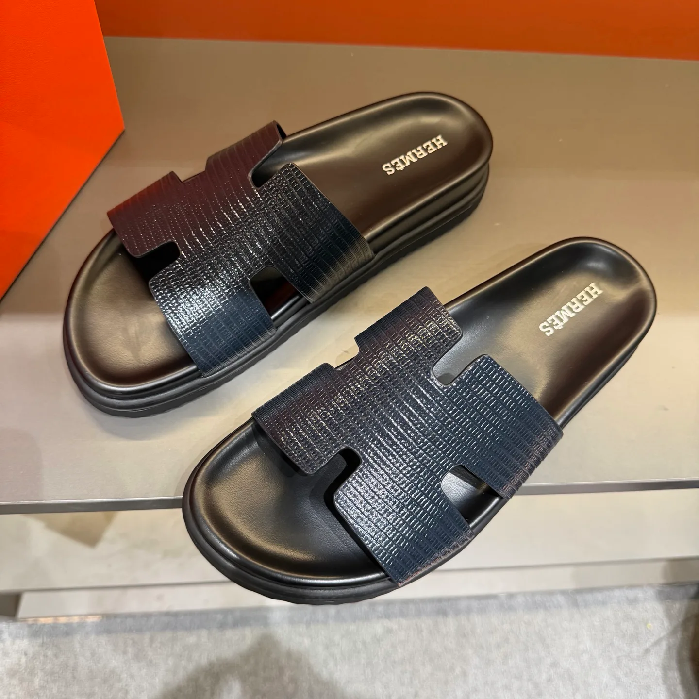 Шлепанцы Женские Hermes 9737017