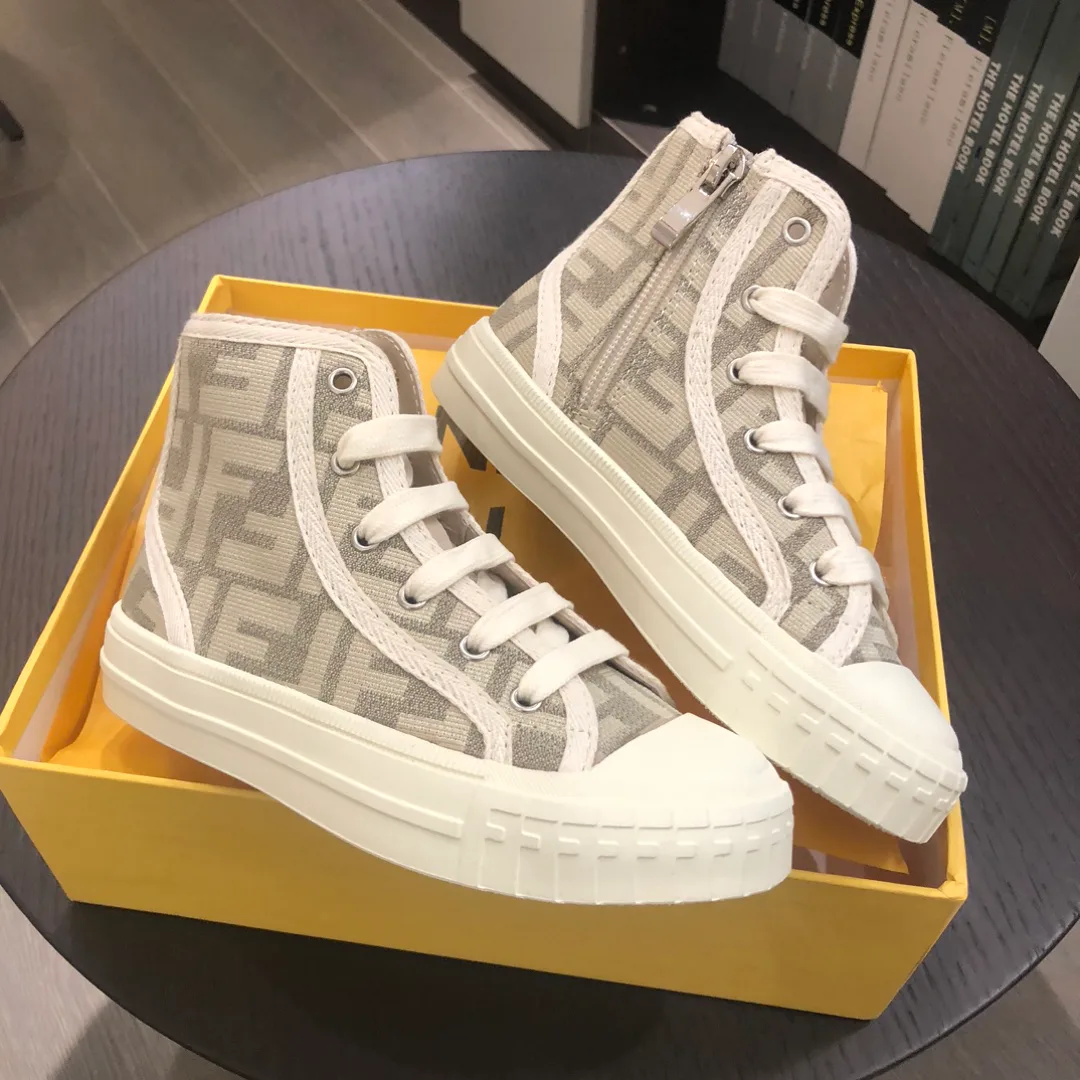 Кеды Женские Fendi 28685