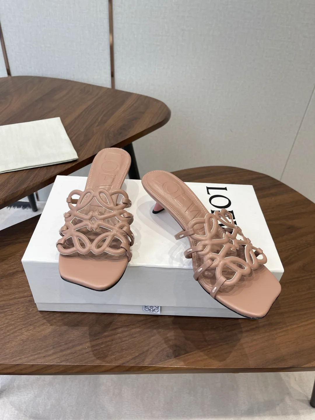 Босоножки Женские Loewe 11428027