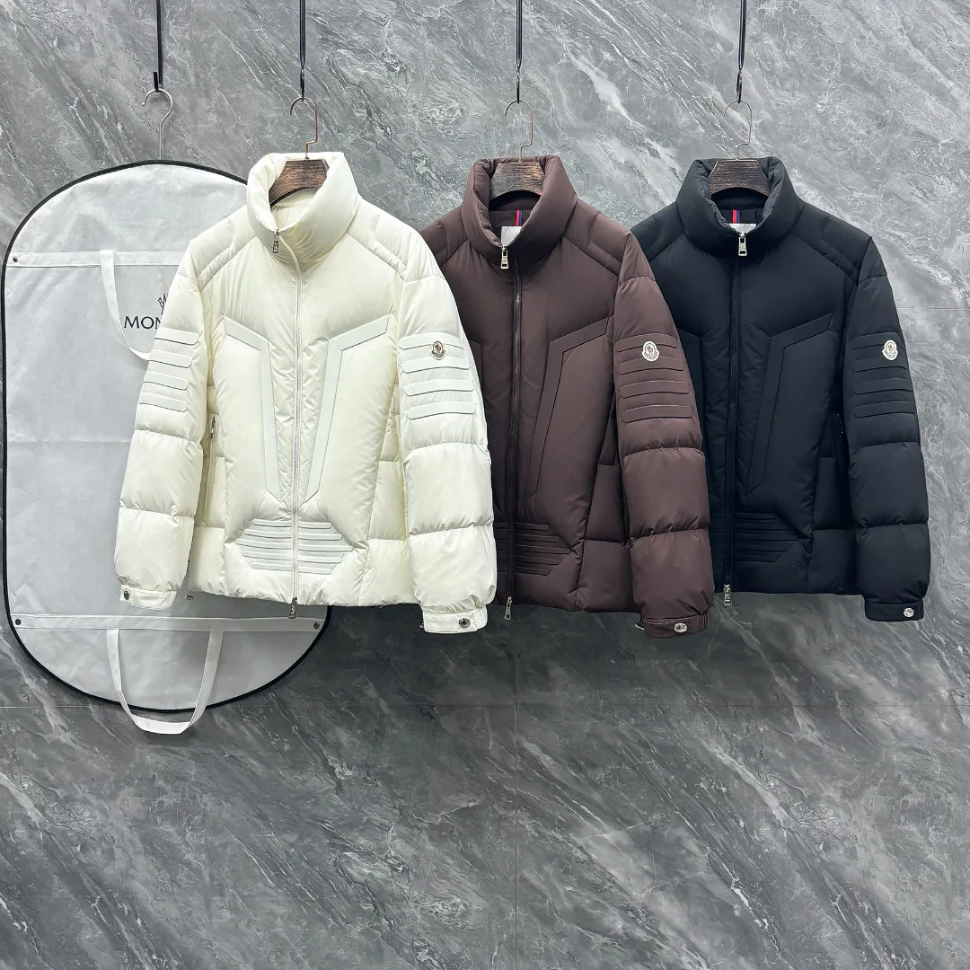 Куртки И Пуховики Мужские Moncler 4273481