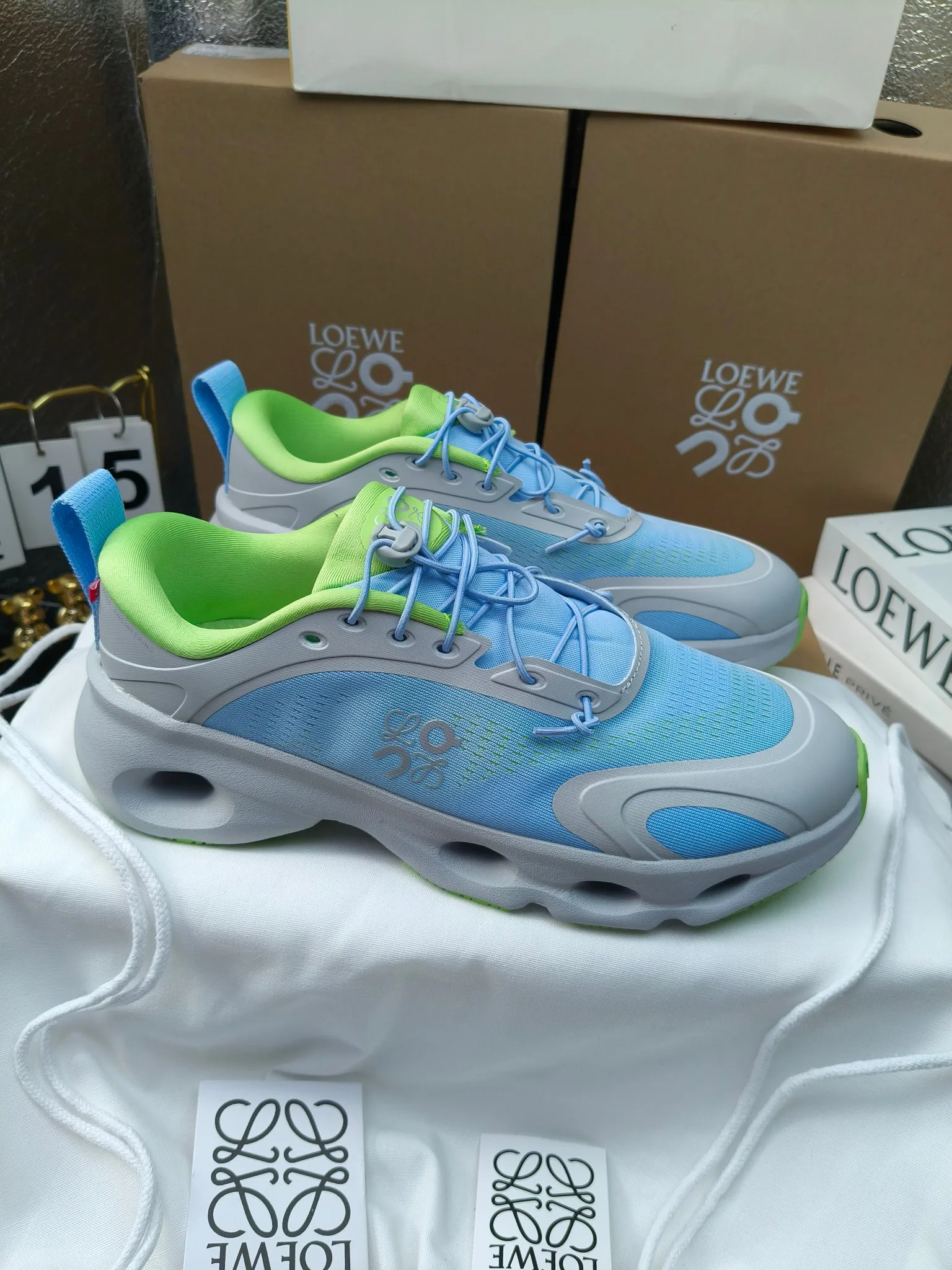 Кроссовки Женские Loewe 1885474