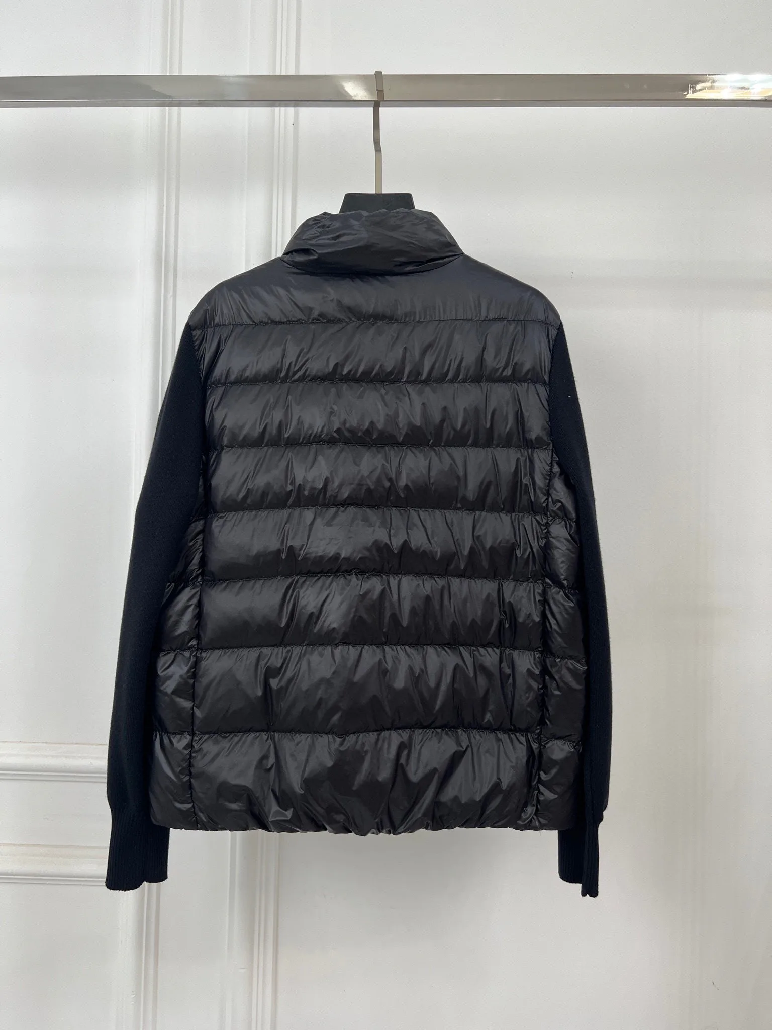 Куртки И Пуховики Женские Moncler 18415626