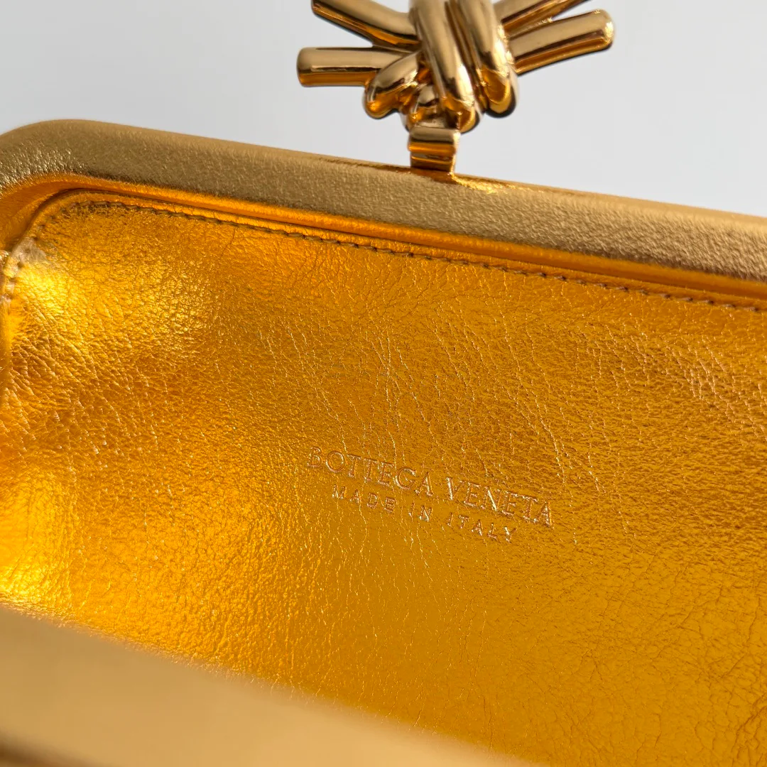 Клатчи Женские Bottega Veneta 13568372