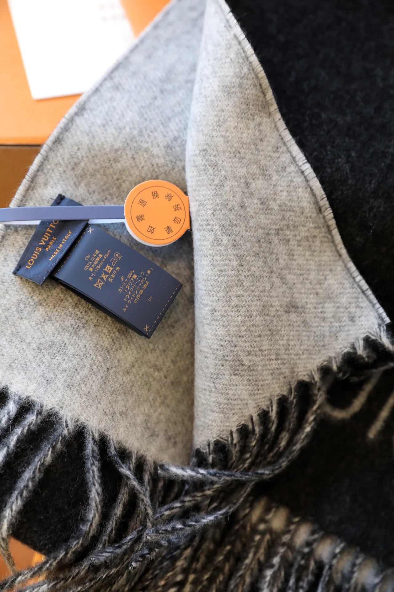 Шарфы Louis Vuitton 136858