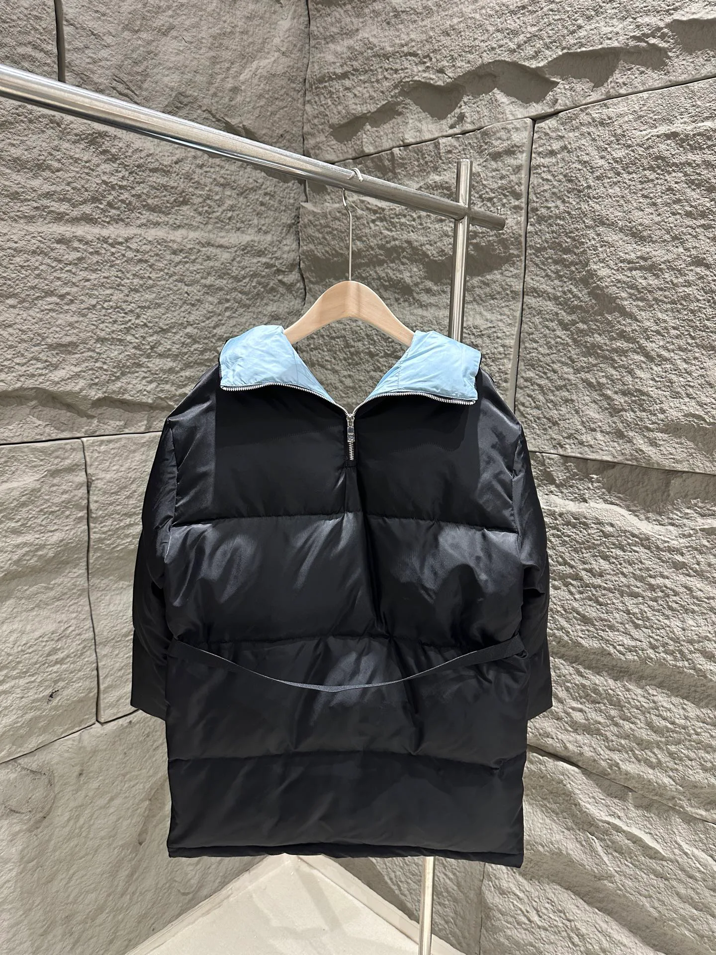 Куртки И Пуховики Женские Prada 18411262