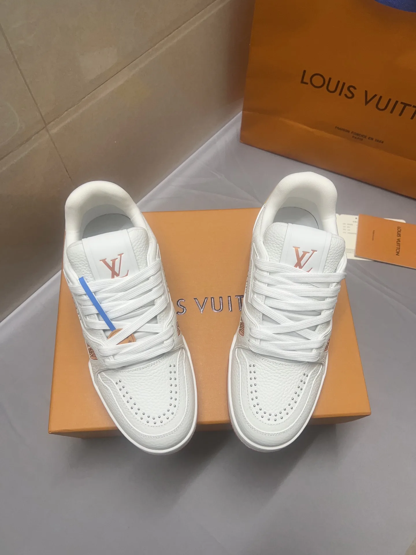 Кроссовки Женские Louis Vuitton 279235