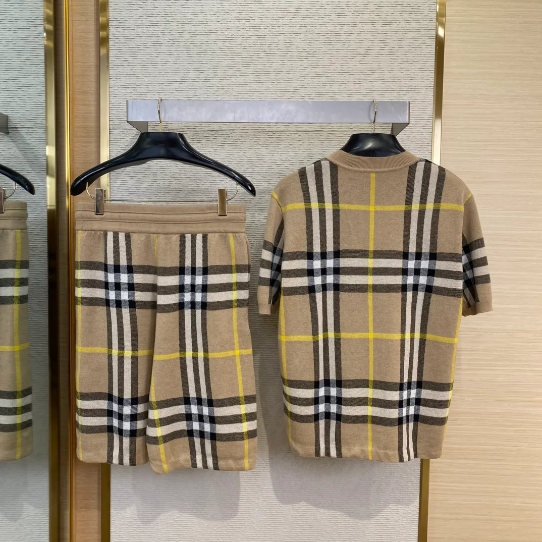 Костюмы Женские Burberry 34240