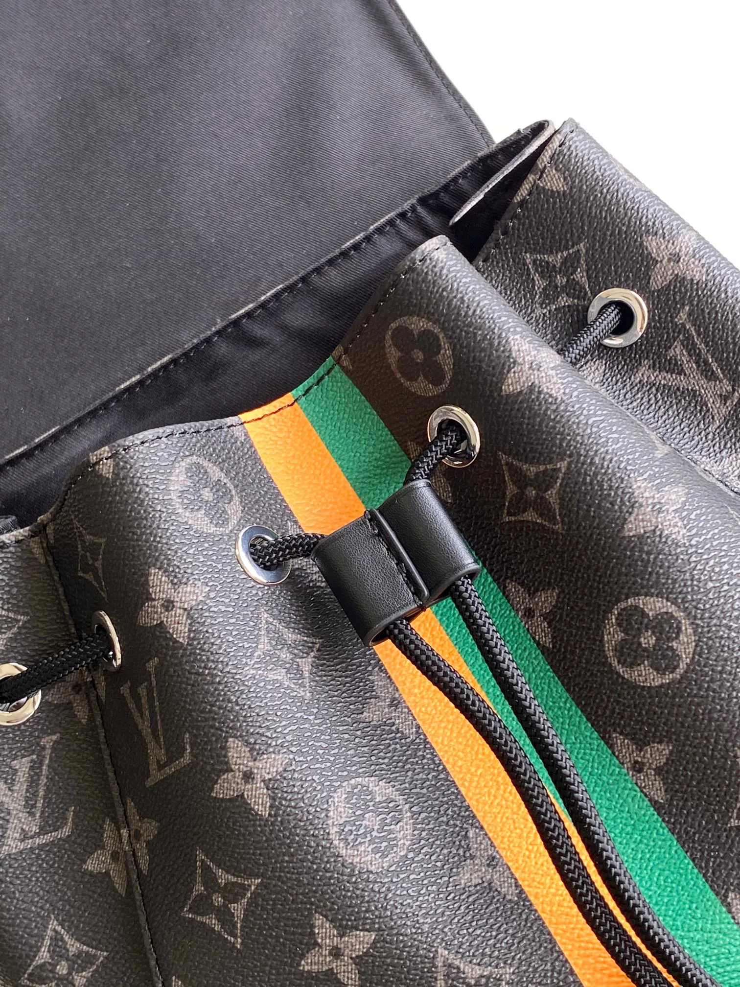 Рюкзаки Женские Louis Vuitton 13435260