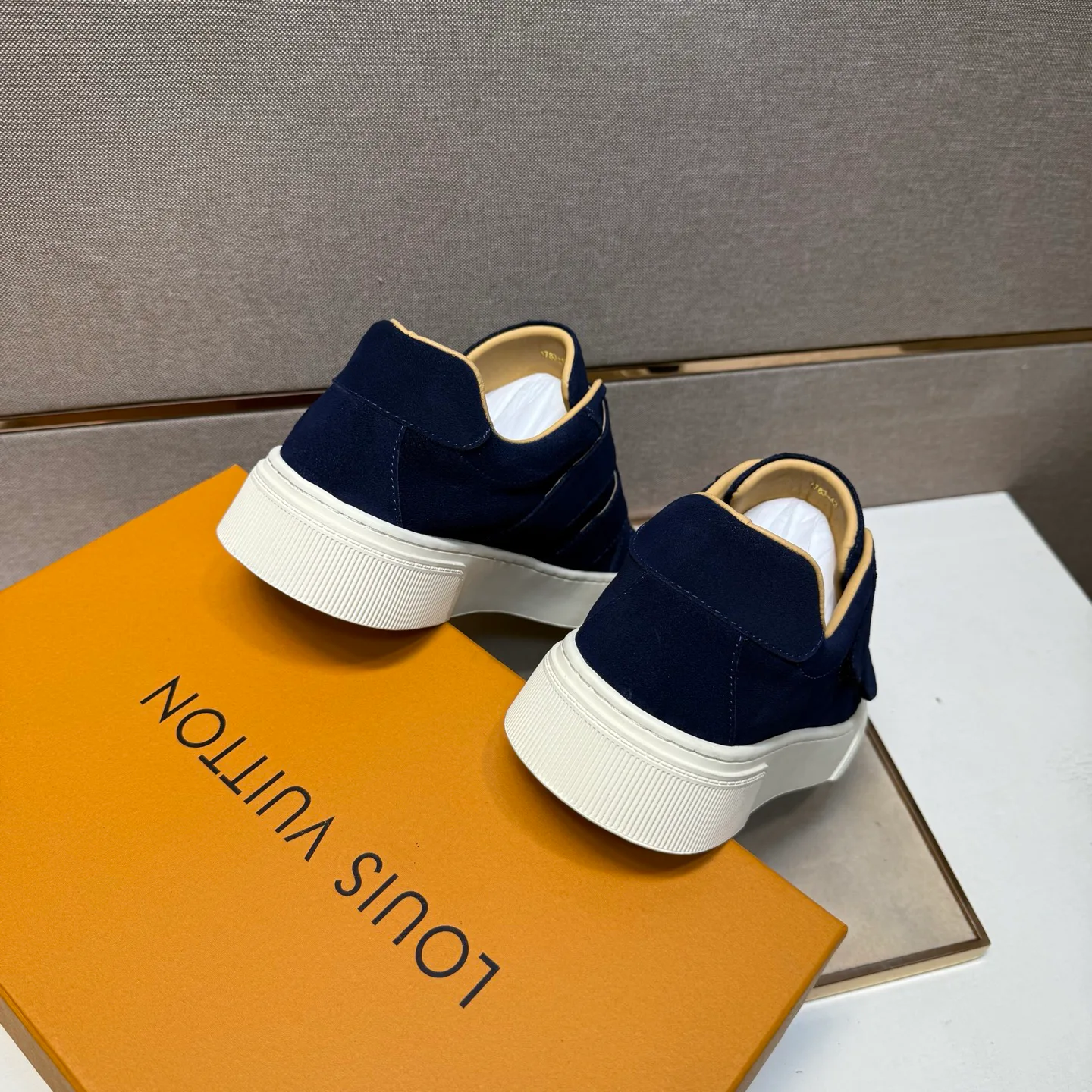 Кеды Мужские Louis Vuitton 122802