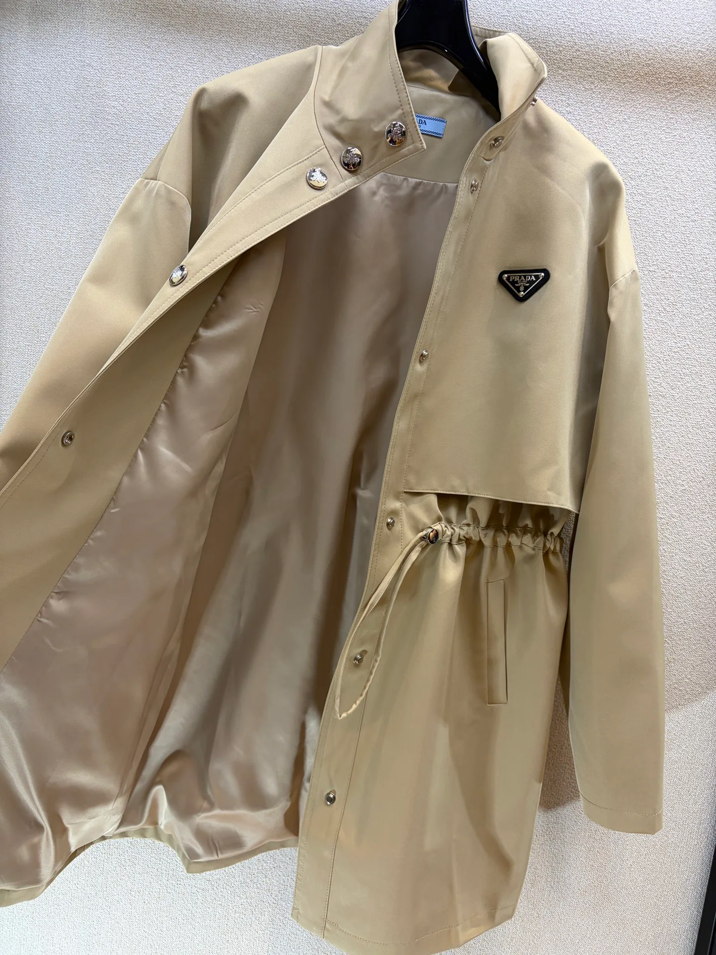Тренчи Женские Prada 18506573