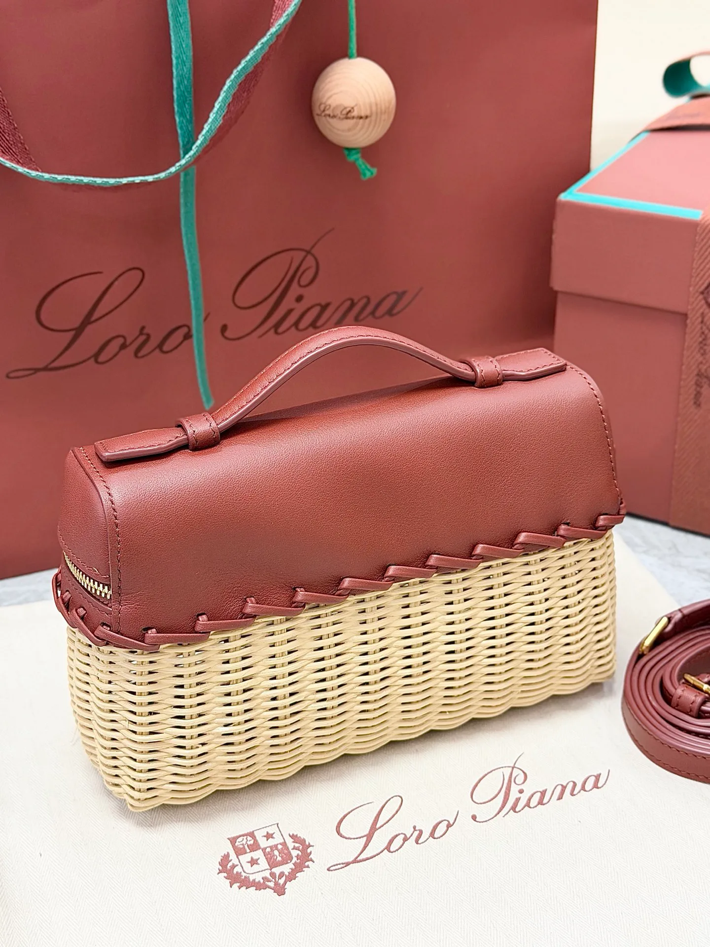 Классические Сумки Женские Loro Piana 17565028