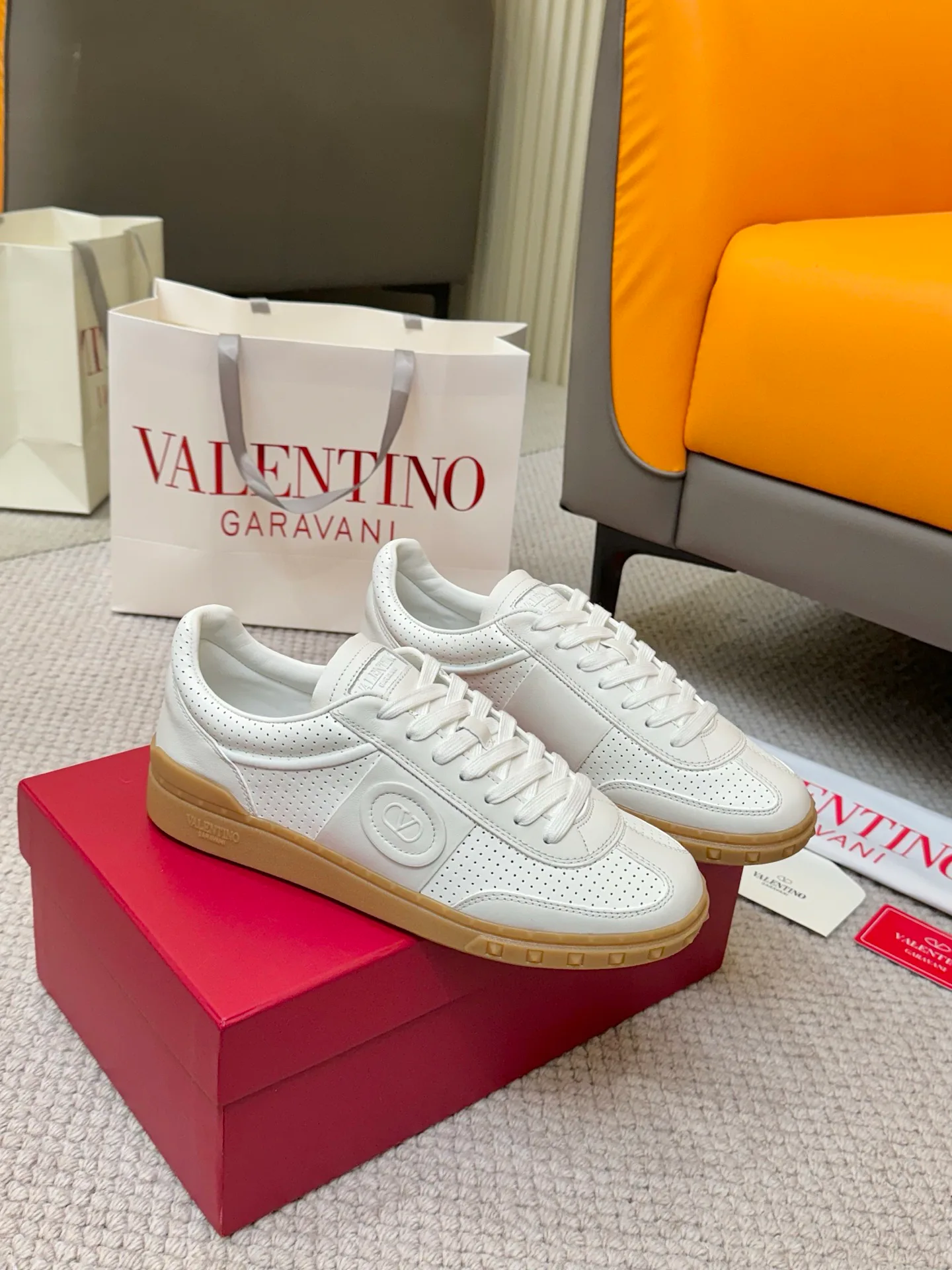 Кроссовки Женские Valentino 2628178