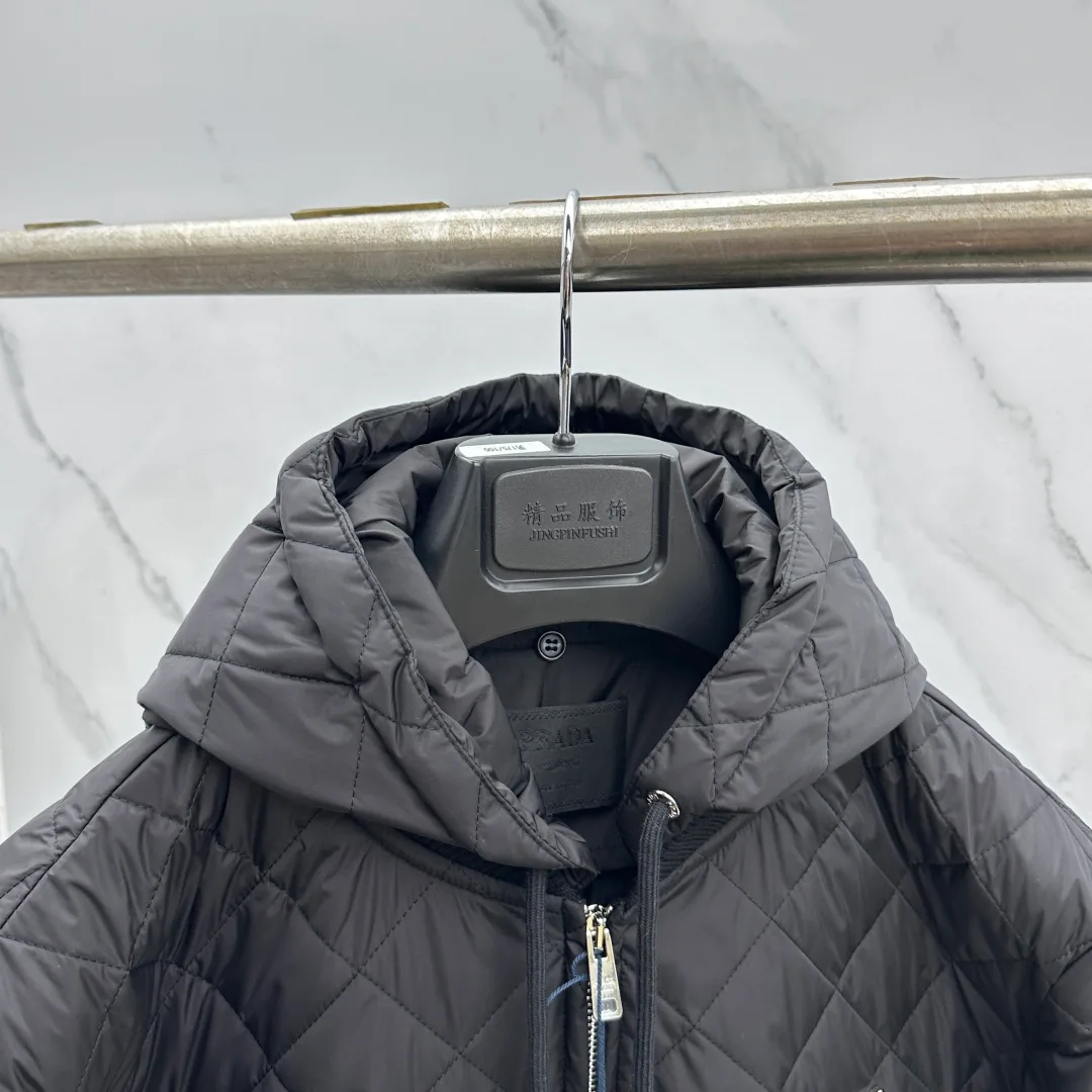 Куртки И Пуховики Мужские Prada 18246799