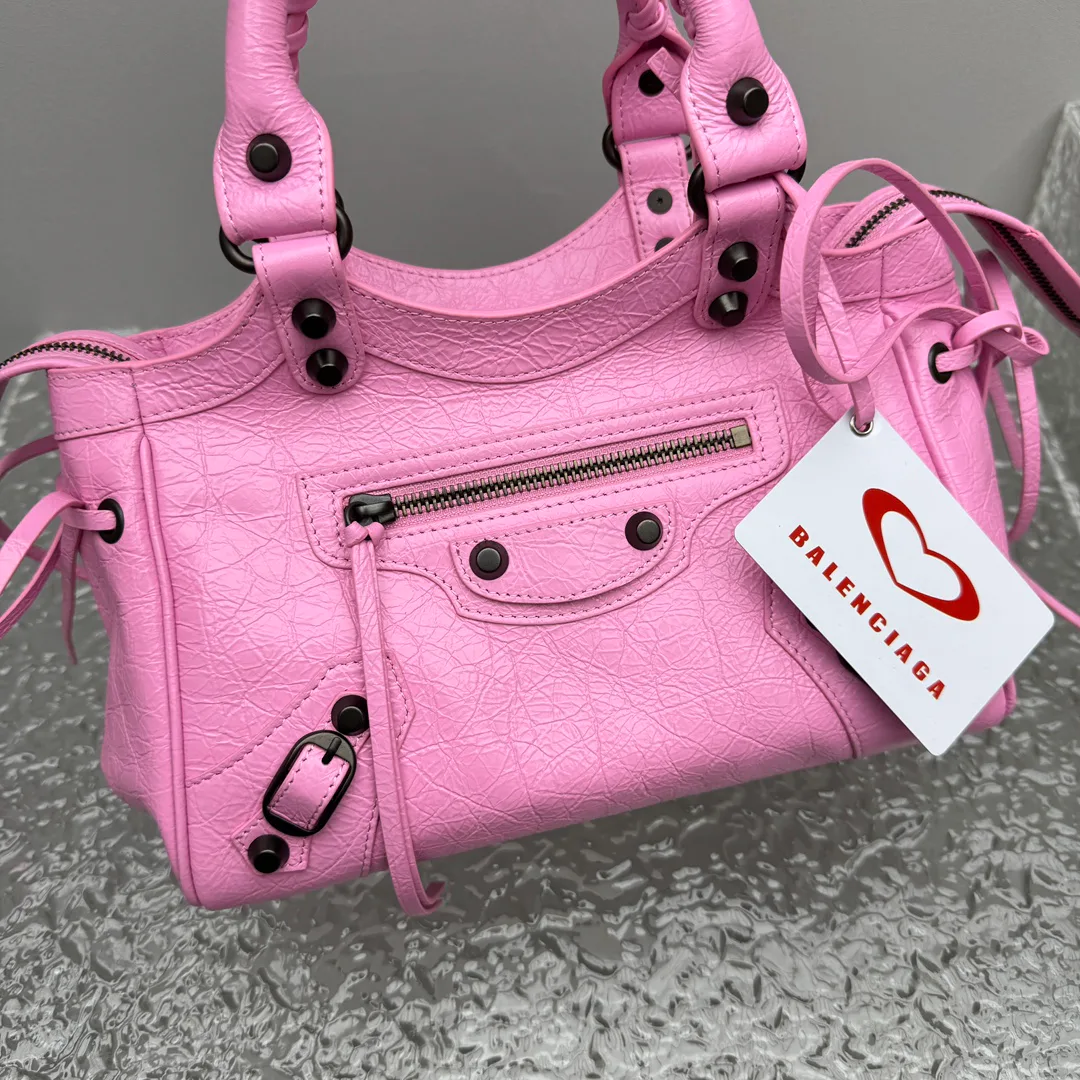 Сумки На Ремне Женские Balenciaga 11451441