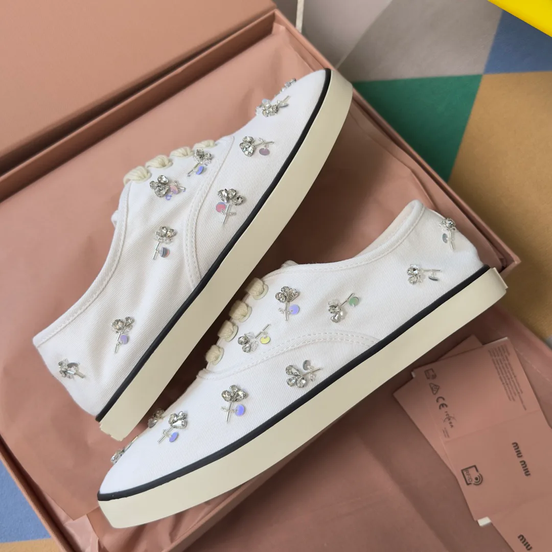 Кроссовки Женские Miu Miu 12770478