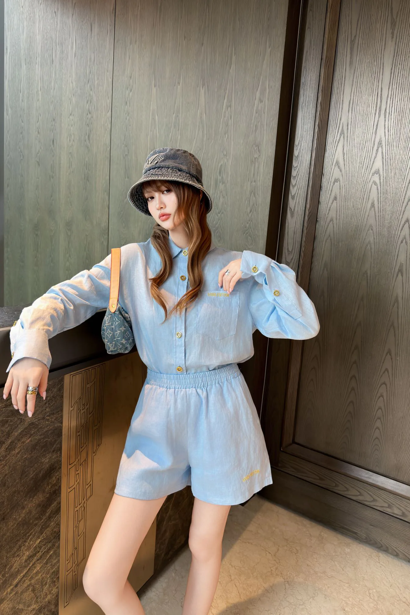 Костюмы Женские Louis Vuitton 12766129