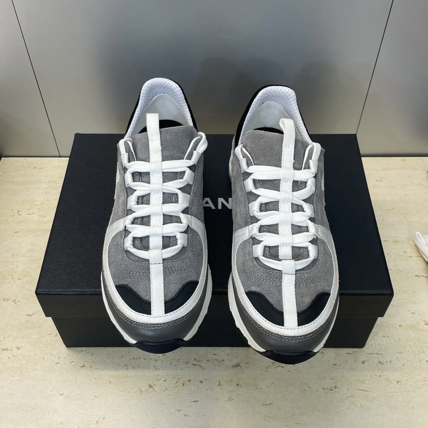 Кроссовки Женские Chanel 11498284