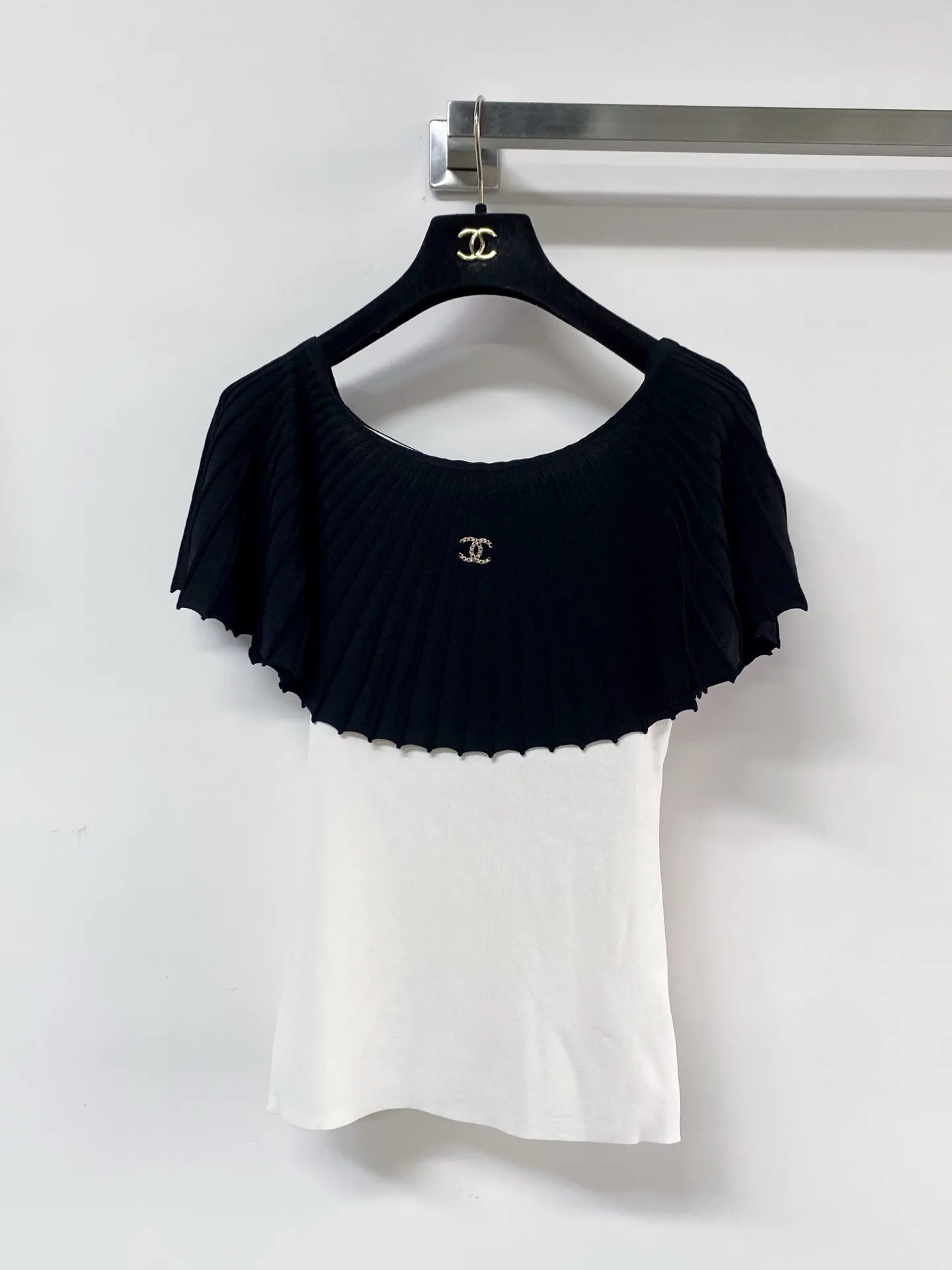 Жилеты Женские Chanel 11511152