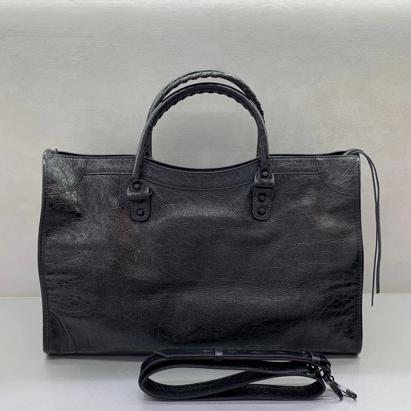 Классические Сумки Женские Balenciaga 18135892