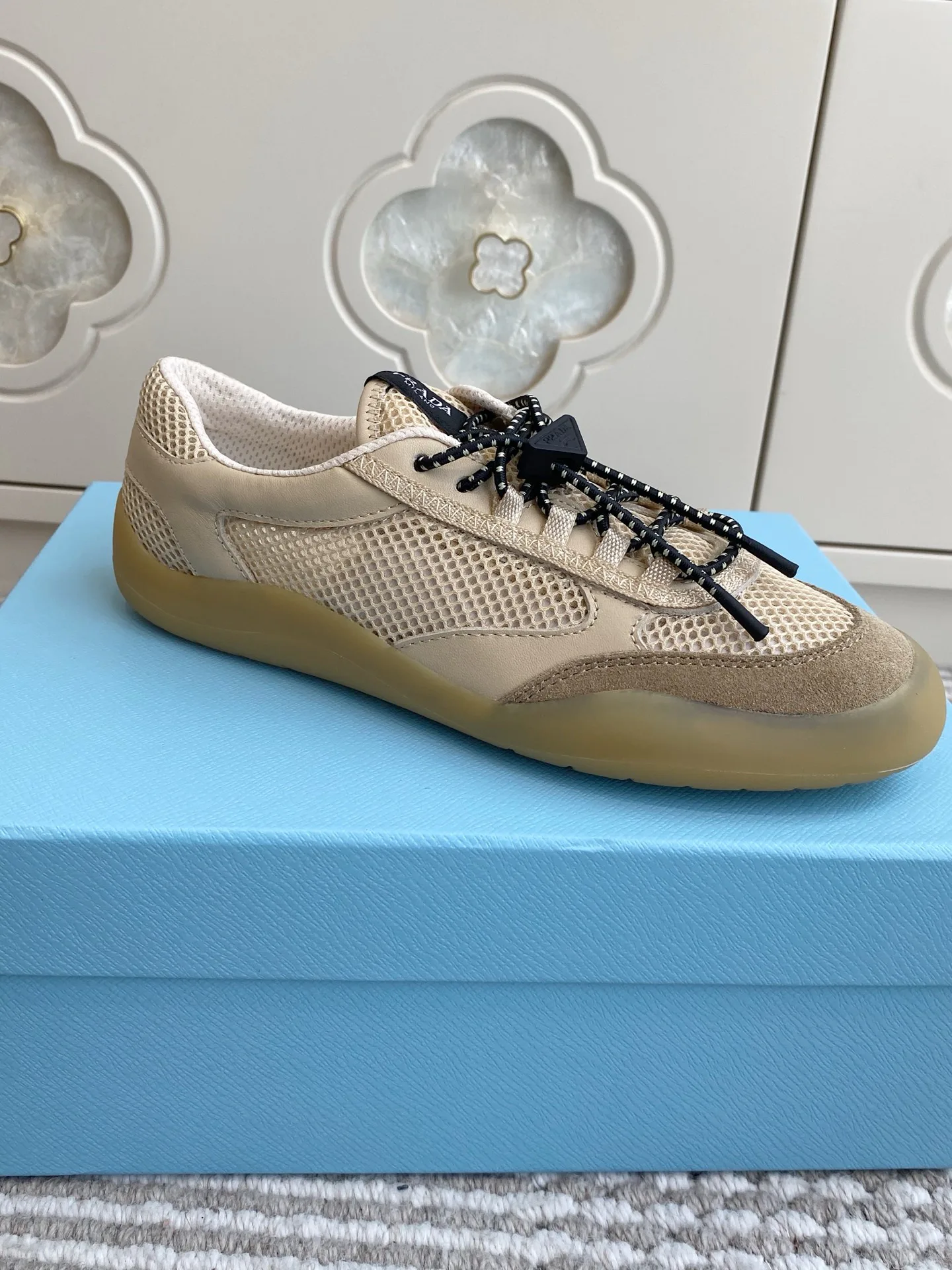 Кроссовки Женские Prada 13239495