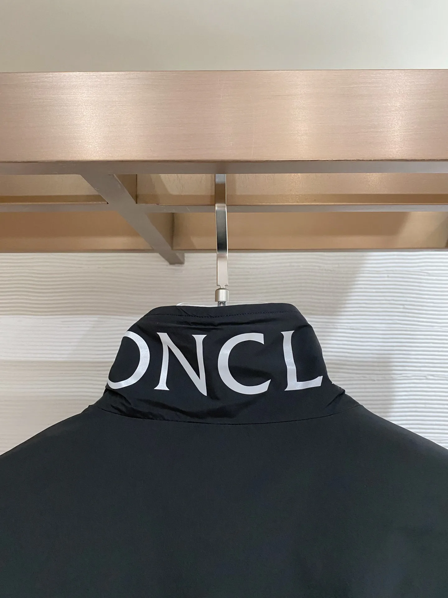 Куртки И Пуховики Мужские Moncler 10479632