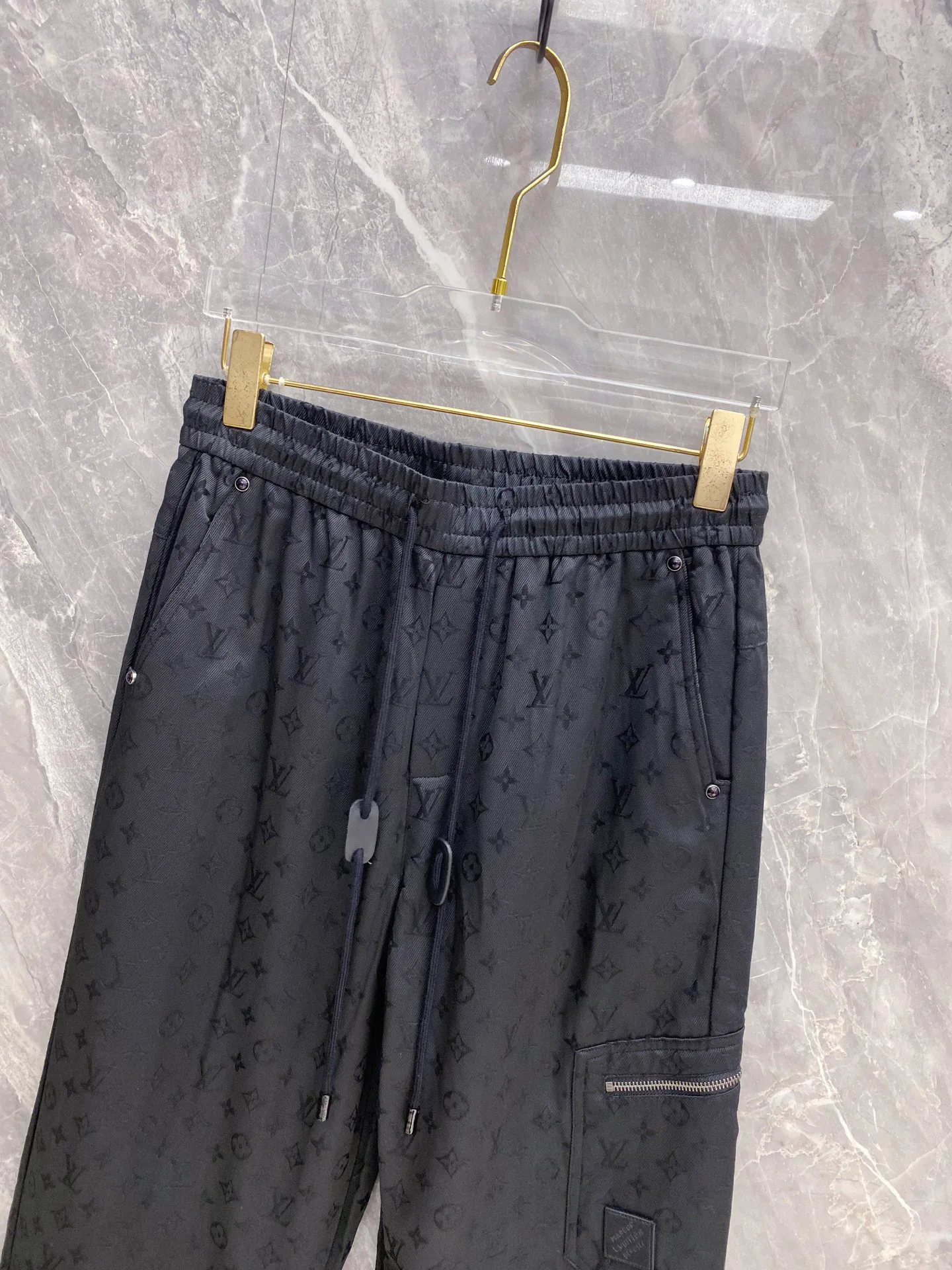 Брюки Мужские Louis Vuitton 846103