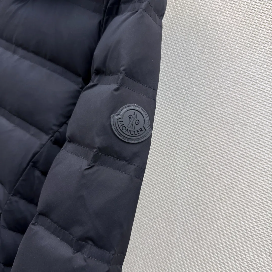 Куртки И Пуховики Женские Moncler 18501889