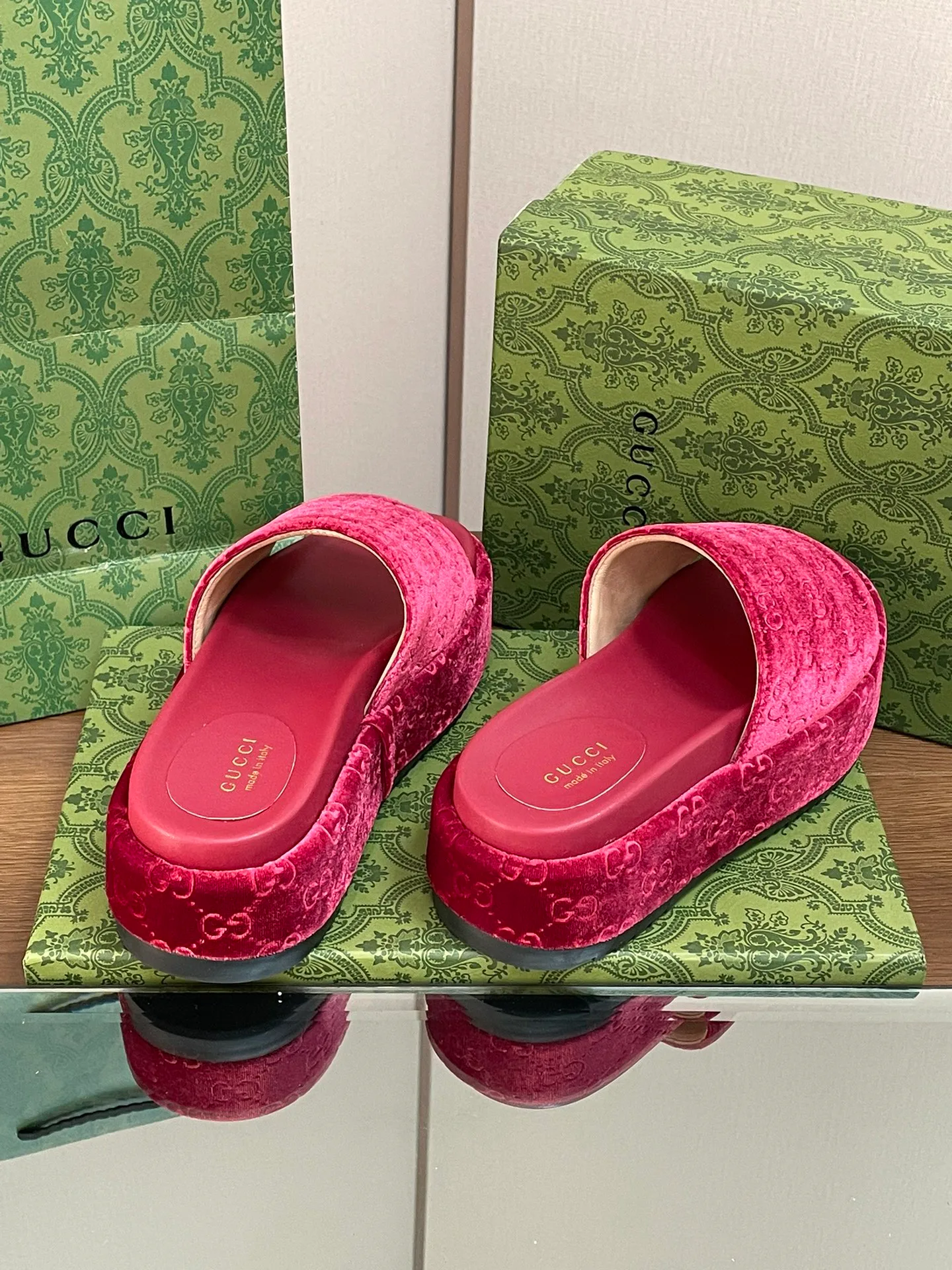 Шлепанцы Женские Gucci 10906