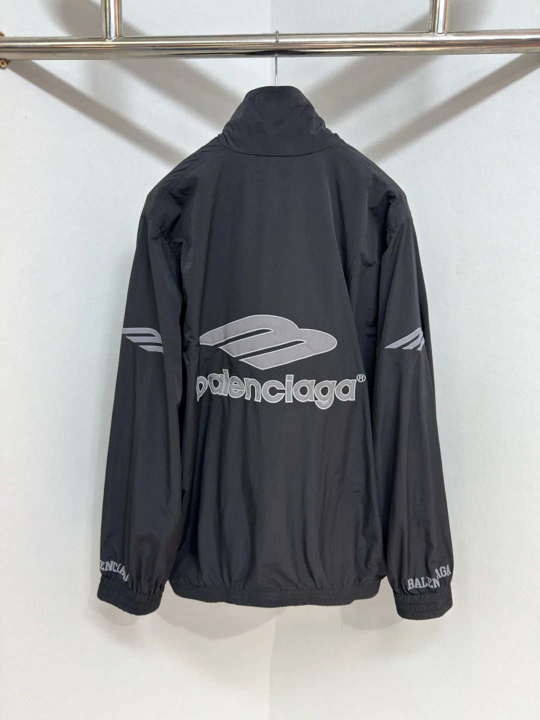 Куртки И Пуховики Мужские Balenciaga 846015