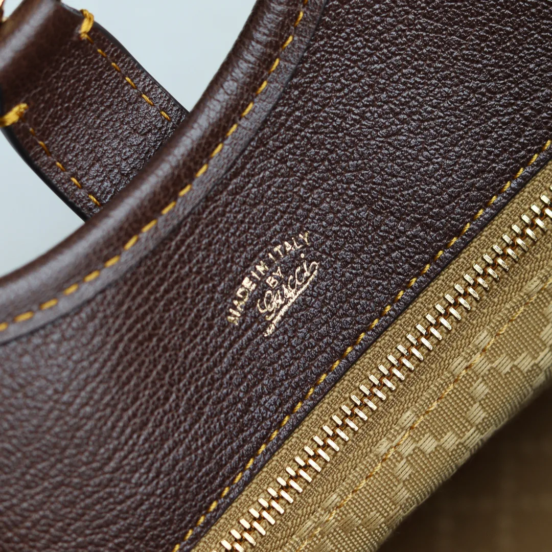 Классические Сумки Женские Gucci 11703973