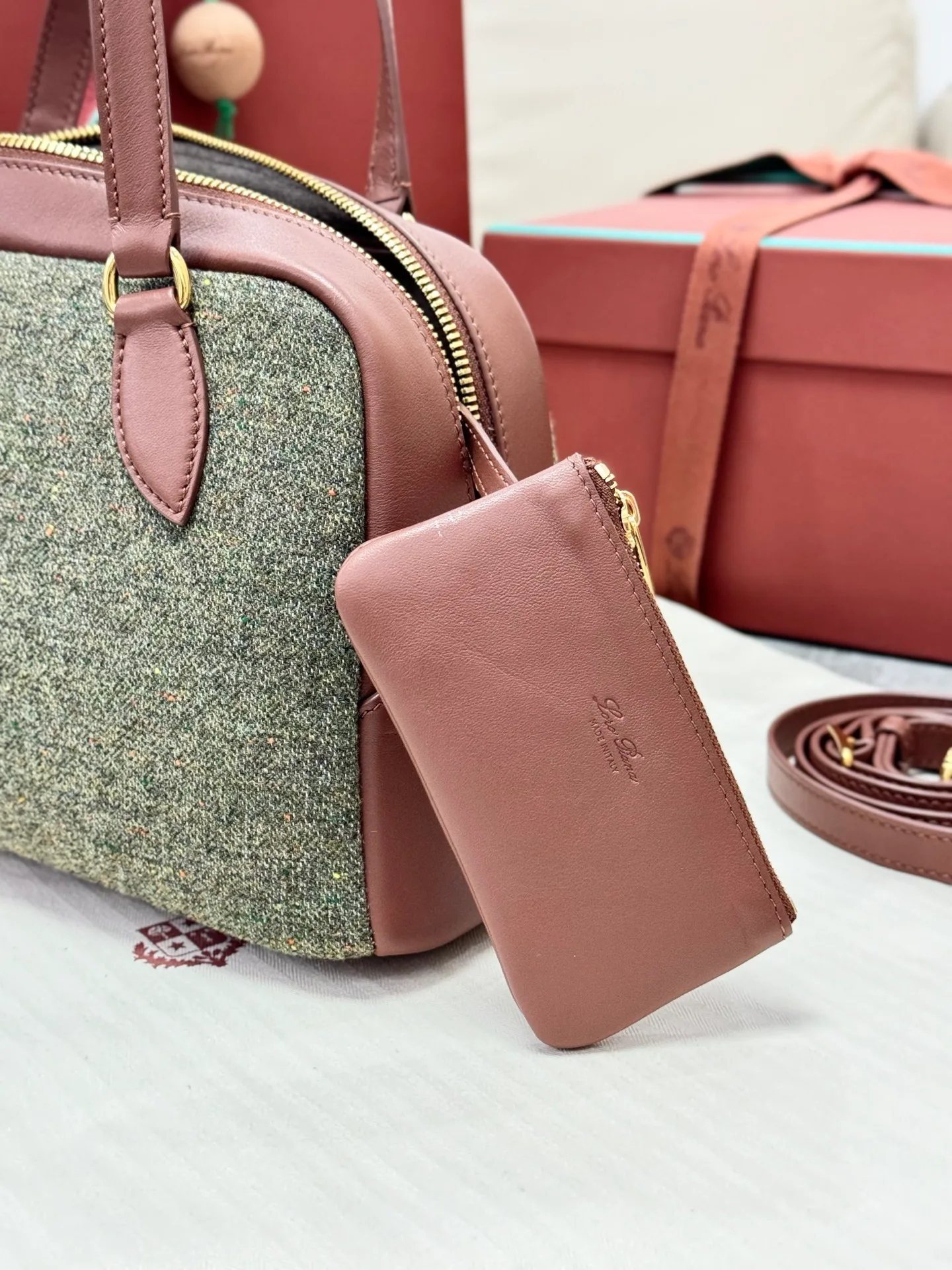 Классические Сумки Женские Loro Piana 11472675