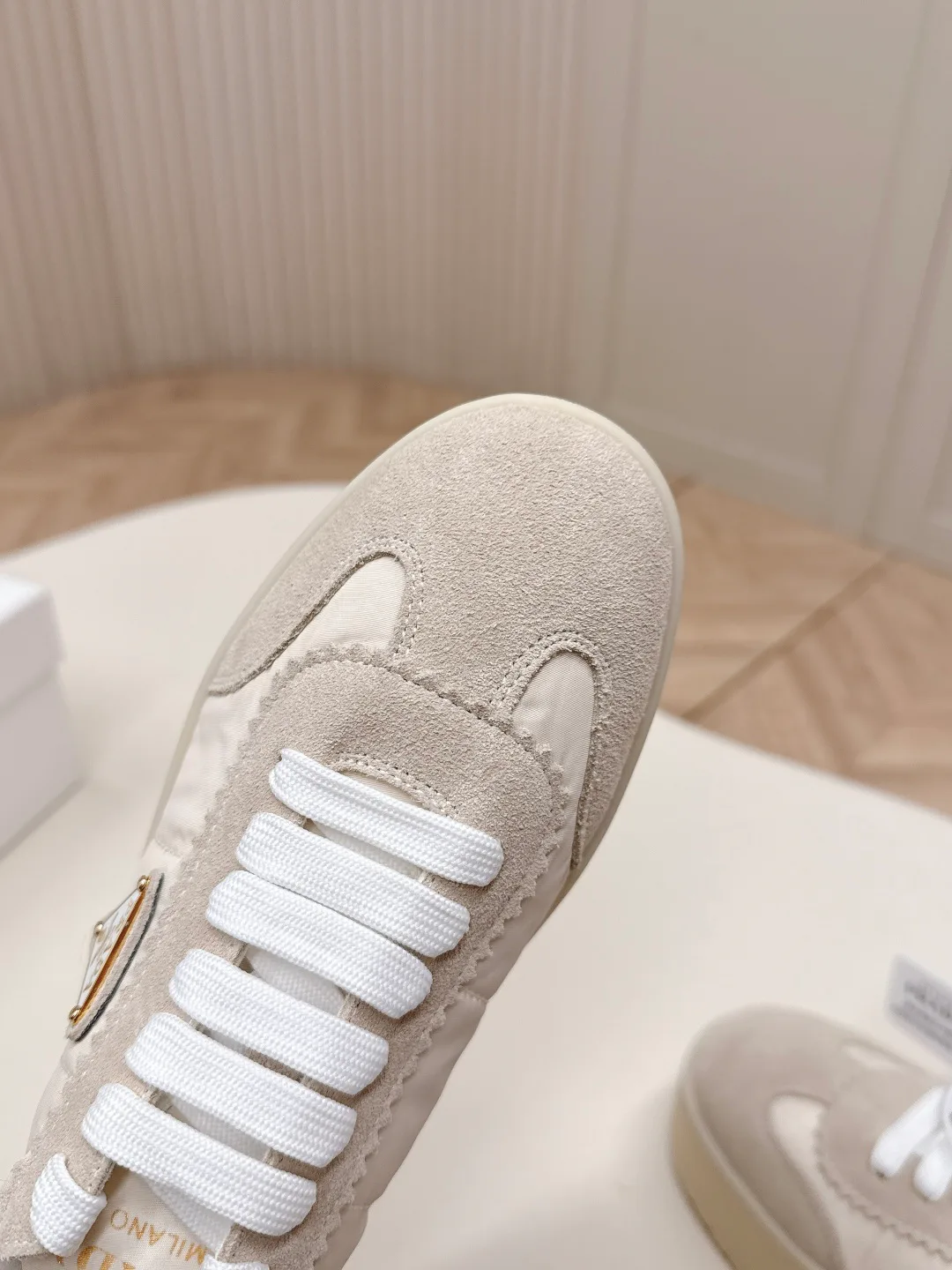 Кроссовки Женские Prada 11594934