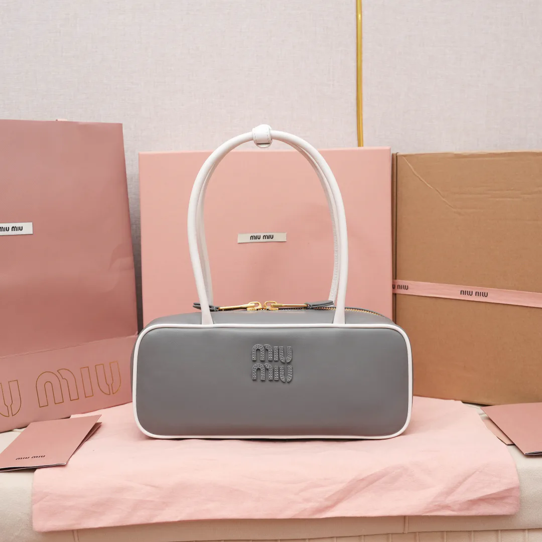 Классические Сумки Женские Miu Miu 11402806