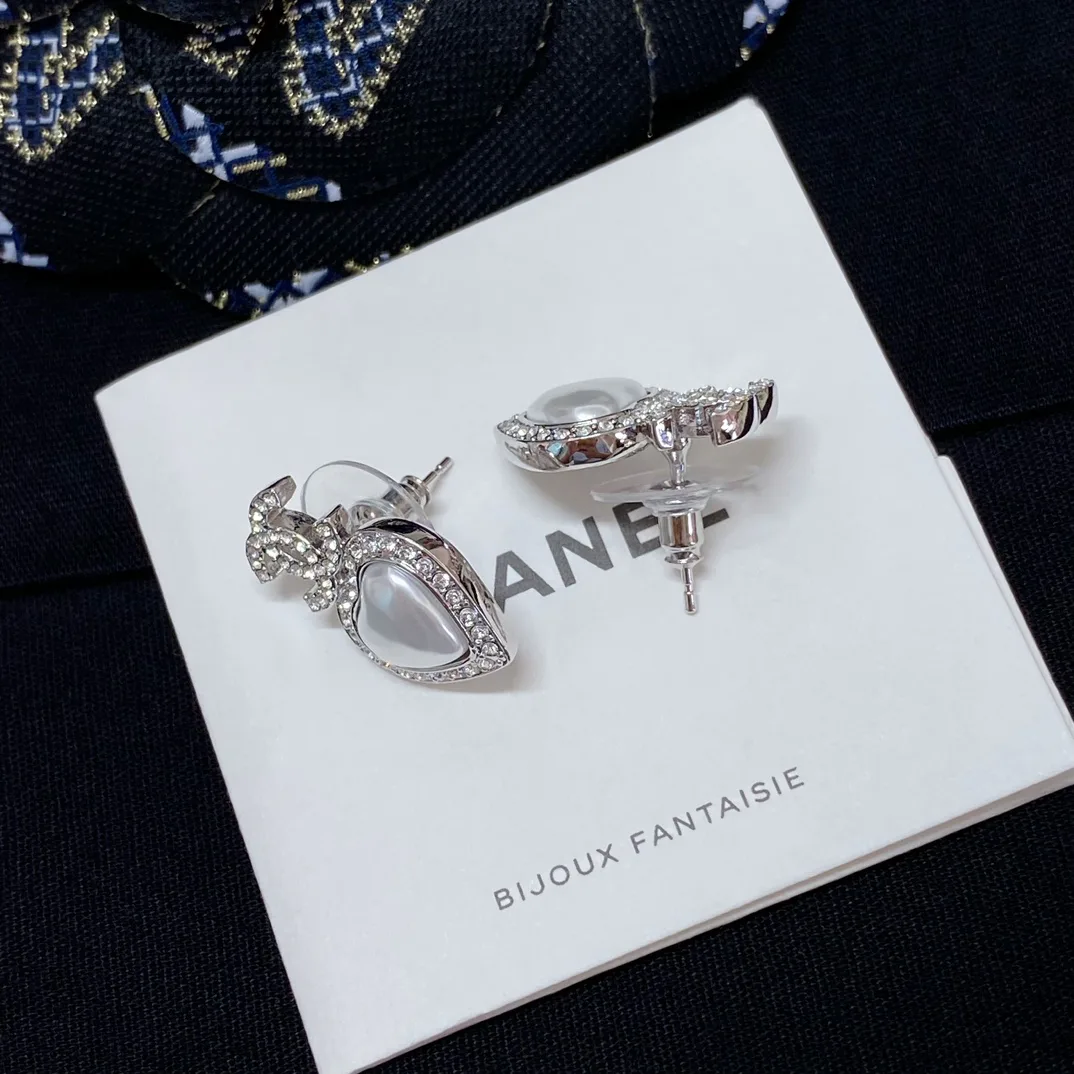 Бижутерия Chanel 99385