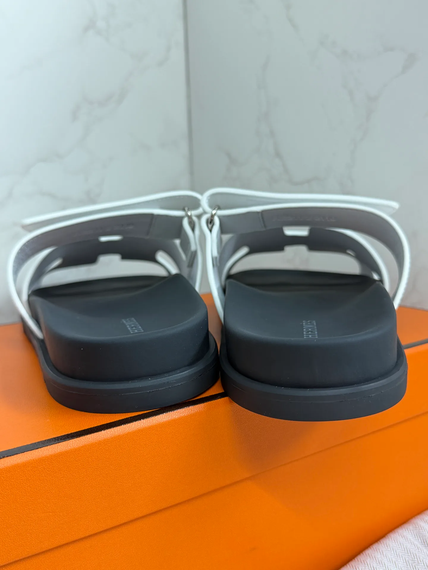 Шлепанцы Женские Hermes 17460399
