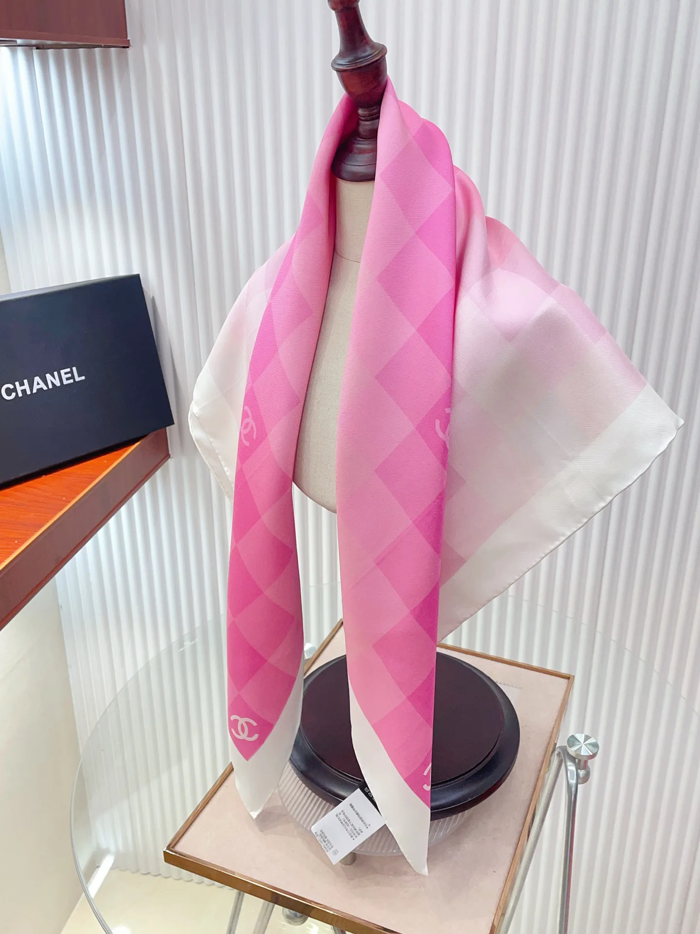 Платки Chanel 11362381