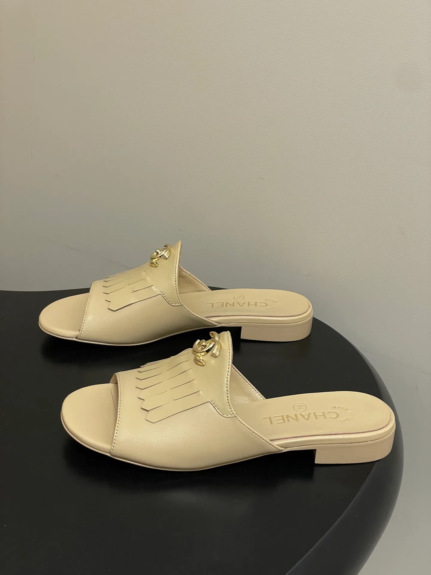 Босоножки Женские Chanel 10993932