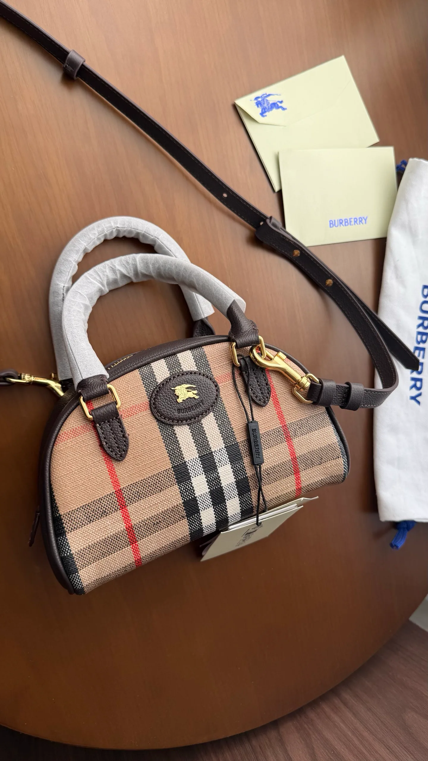Классические Сумки Женские Burberry 11707208