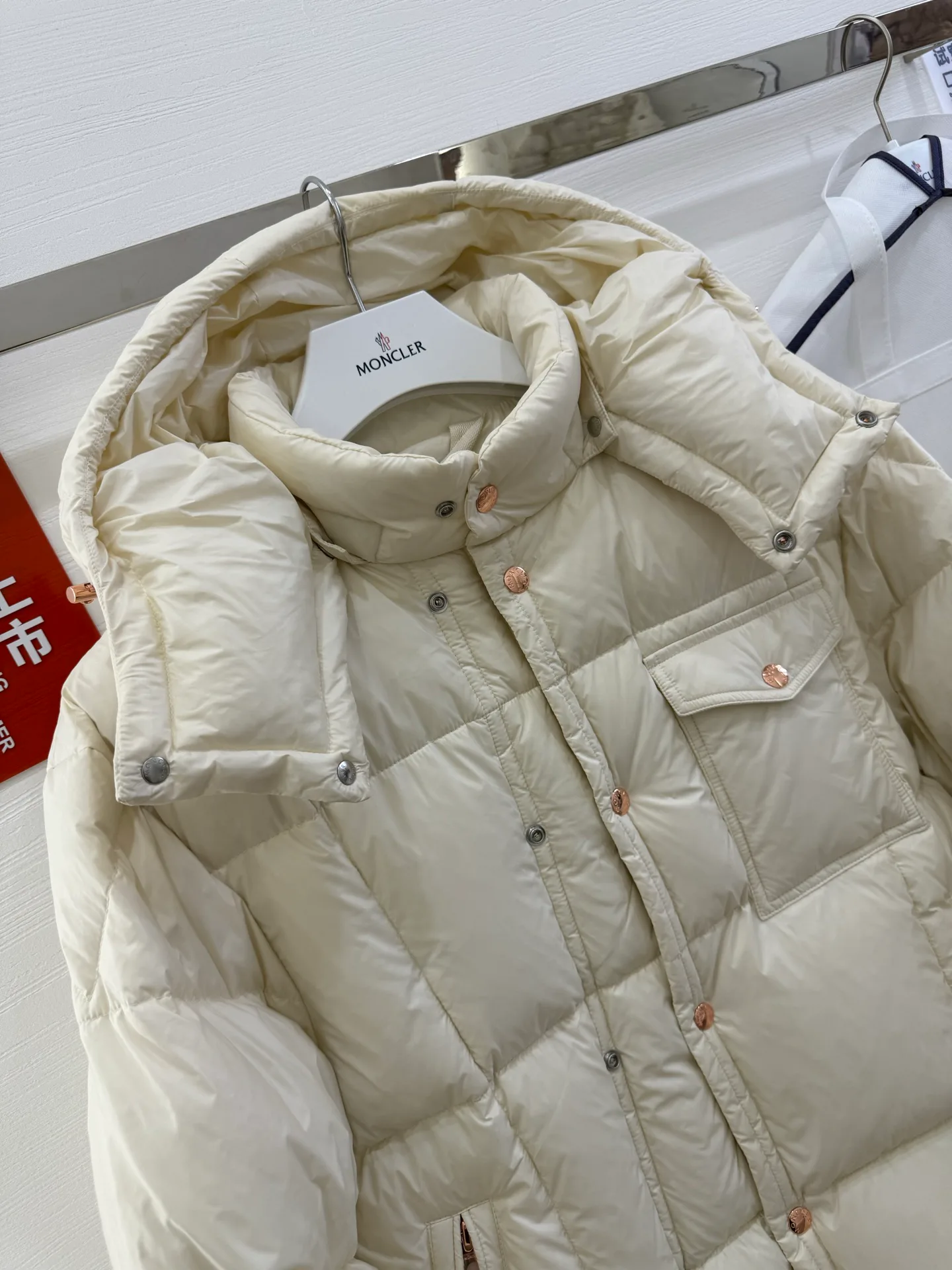 Куртки И Пуховики Женские Moncler 18825222
