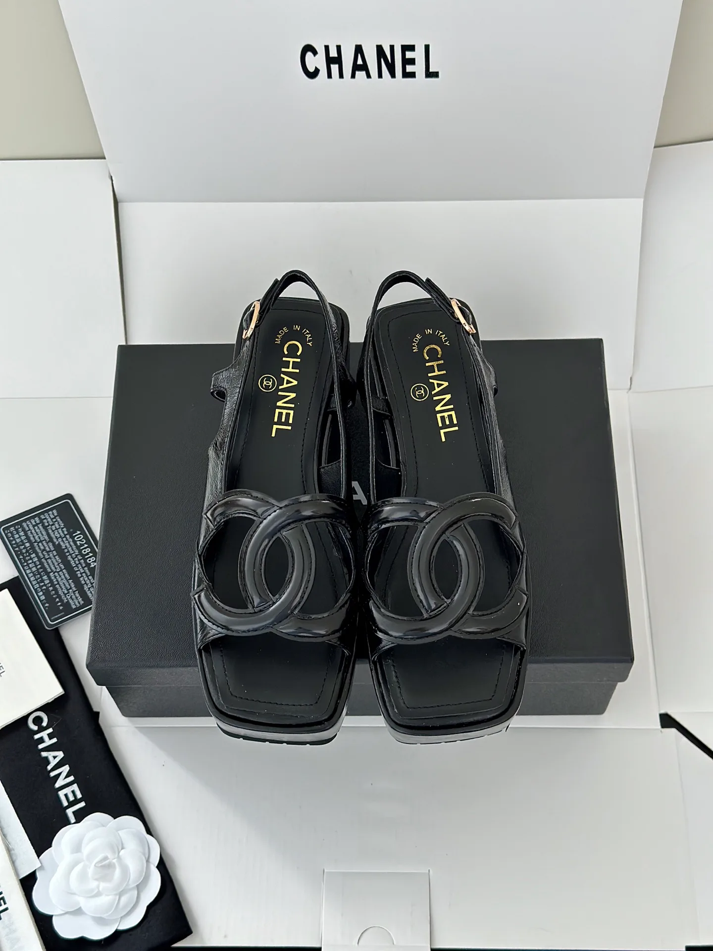 Босоножки Женские Chanel 18143041