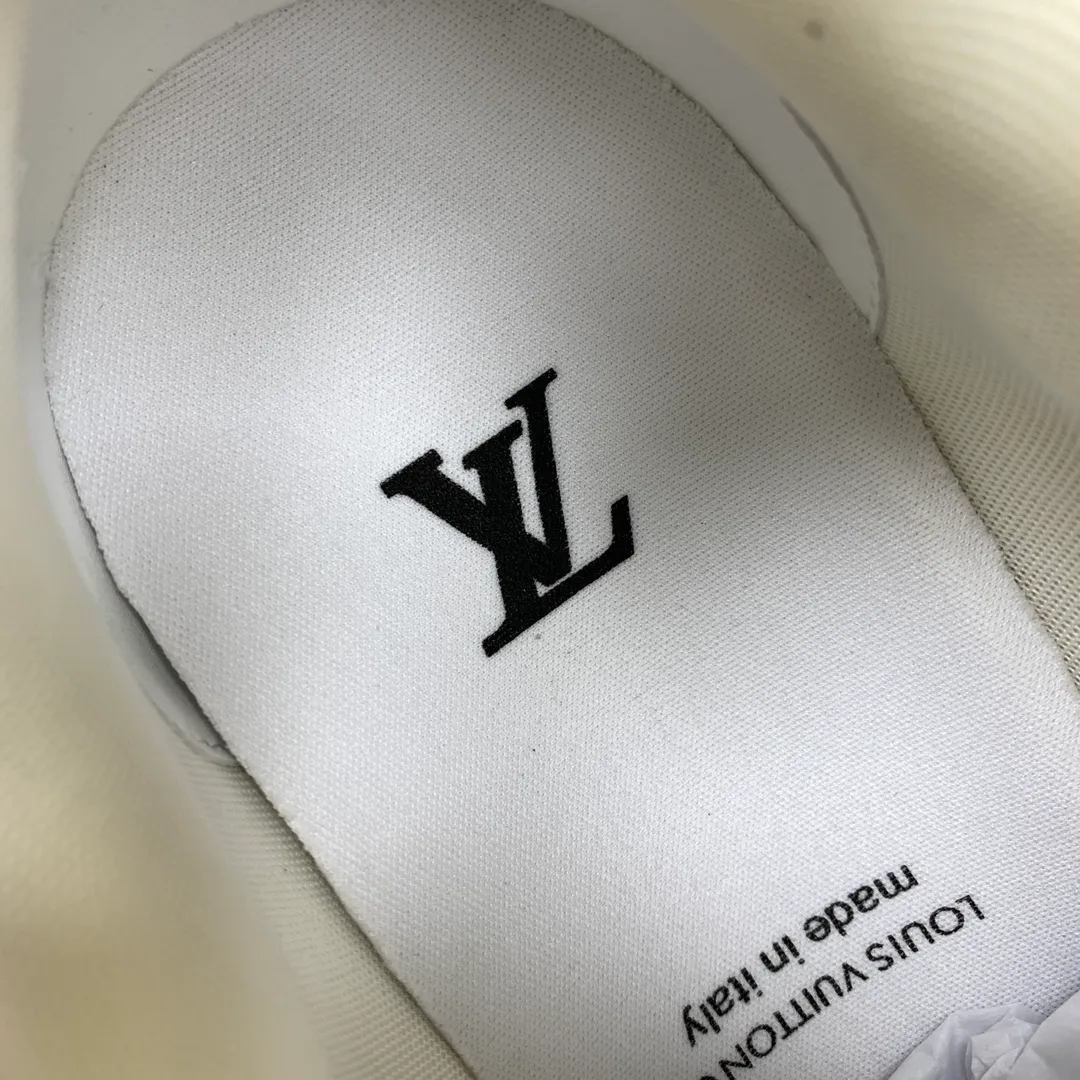 Кроссовки Мужские Louis Vuitton 5892132