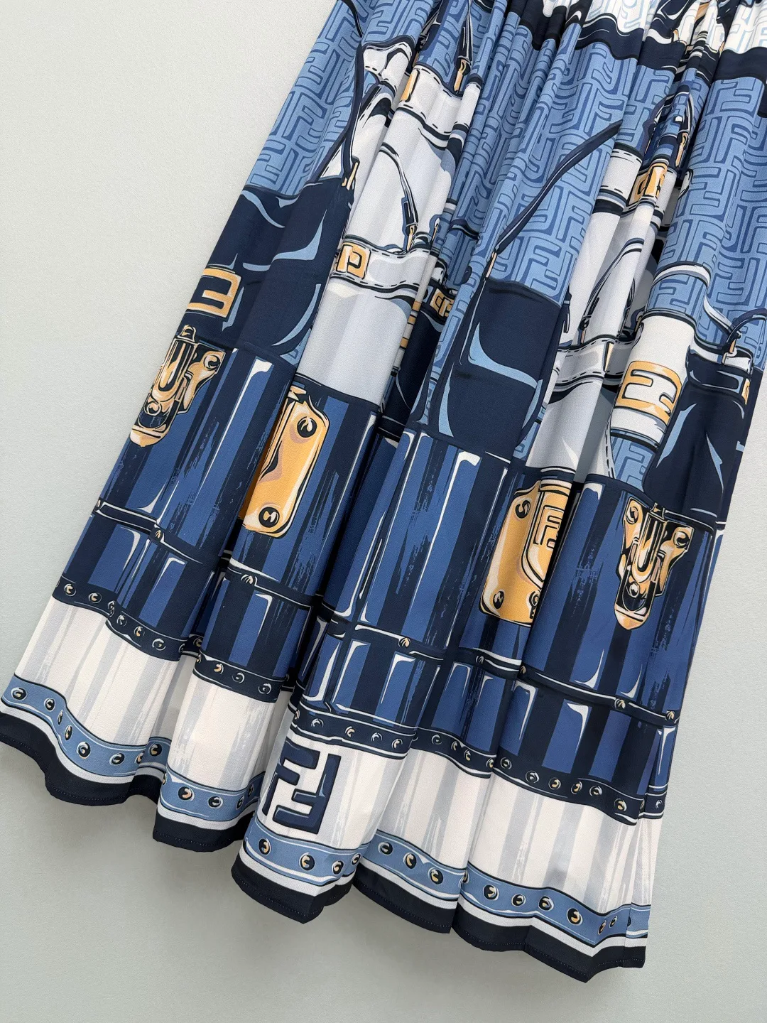 Юбки Женские Fendi 11873477