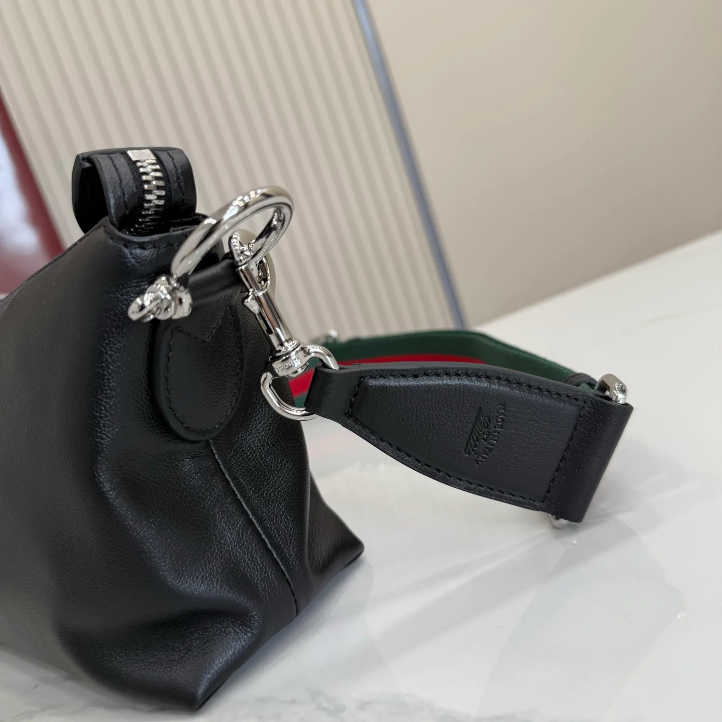 Классические Сумки Женские Gucci 11704048